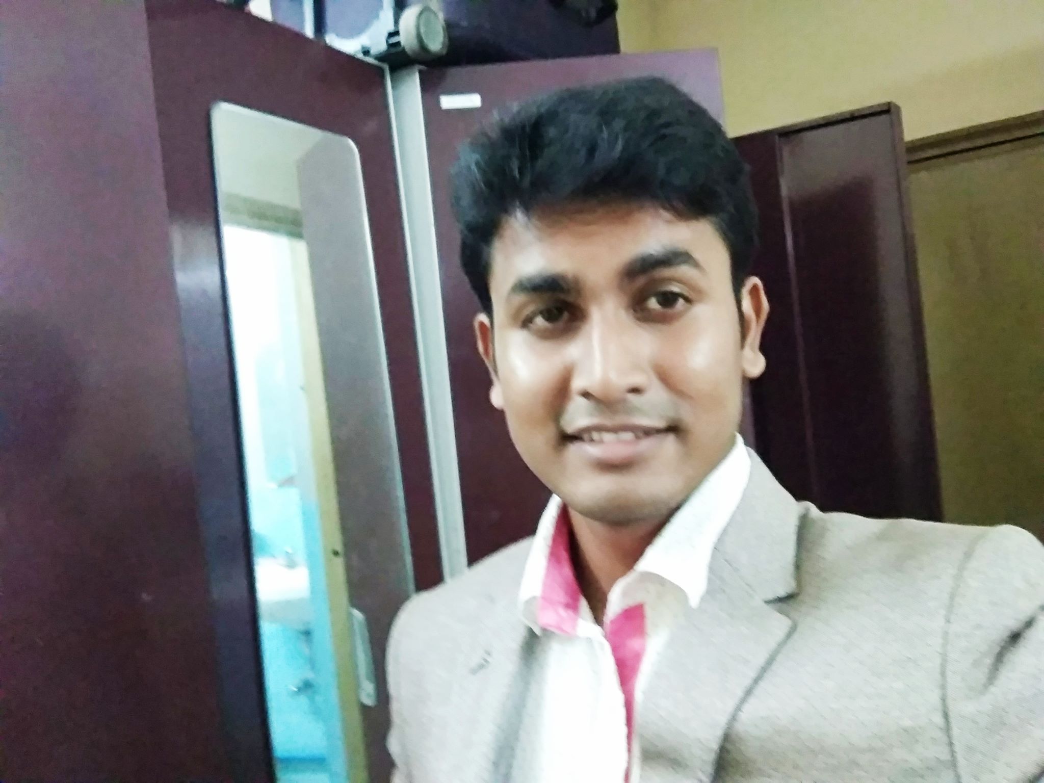 Dr Ashis Bera